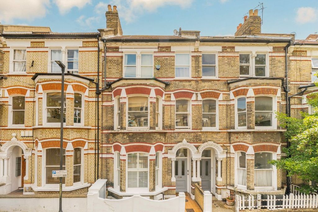 Property photo 1 of 7