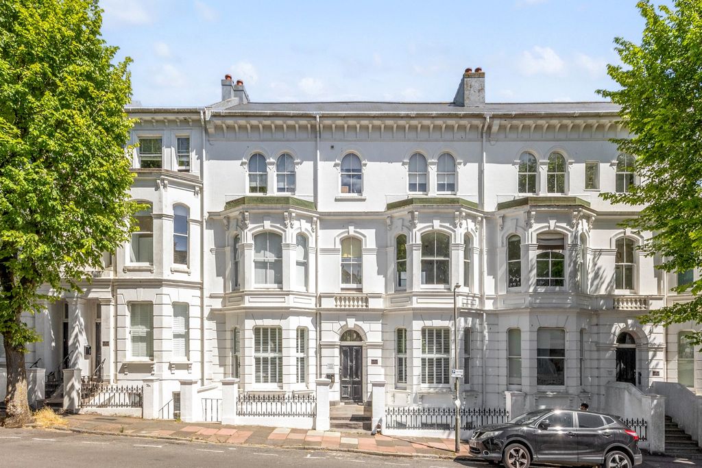 Property photo 1 of 14 5286681