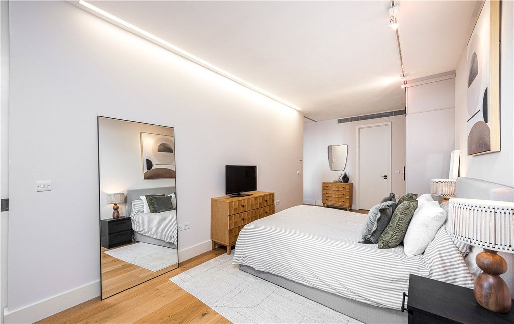 Property photo 2 of 11 Picture No. 02