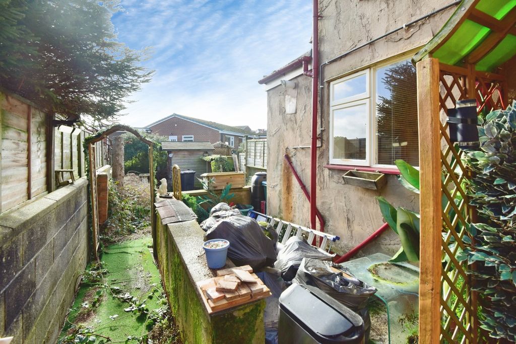 Property photo 3 of 18 Pbox-Img.Jpg