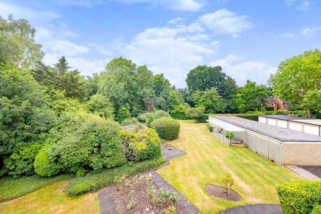 Property photo 1 of 13 Photography