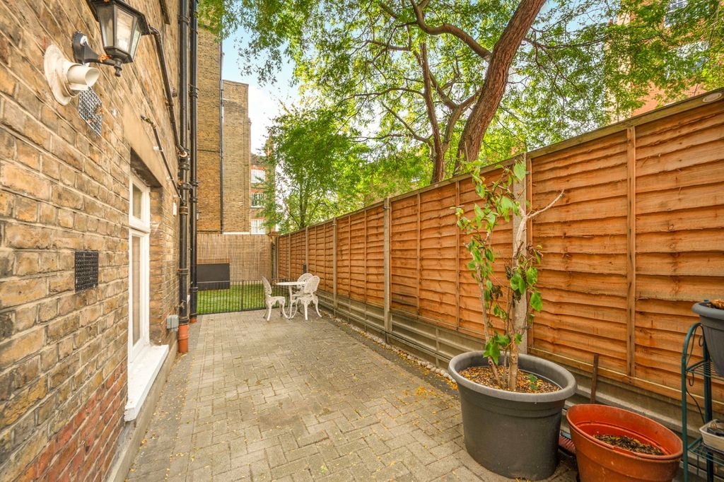 Property photo 3 of 15