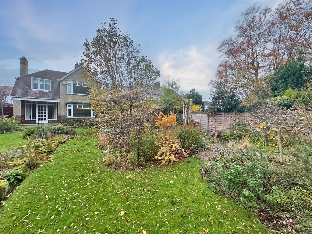 Property photo 2 of 33 Photo 2