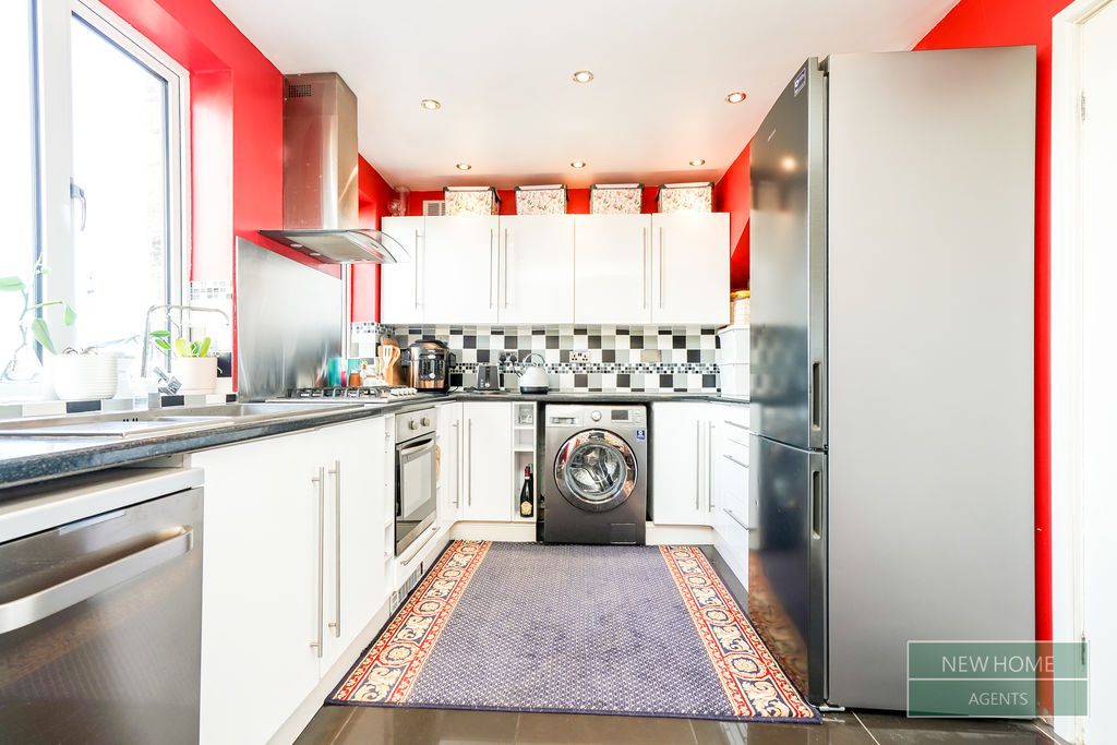 Property photo 2 of 15 Photo 9