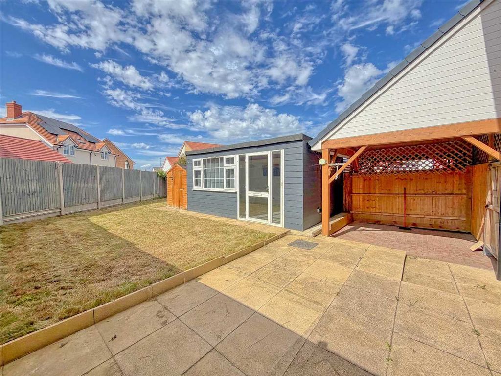 Property photo 2 of 22