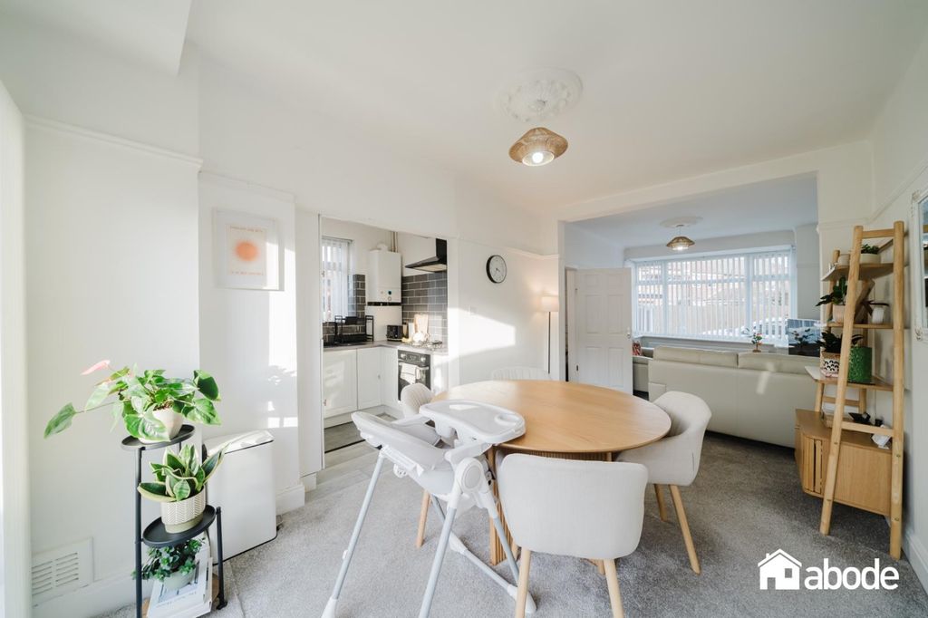 Property photo 2 of 23 Dsc02444-Hdr.Jpg