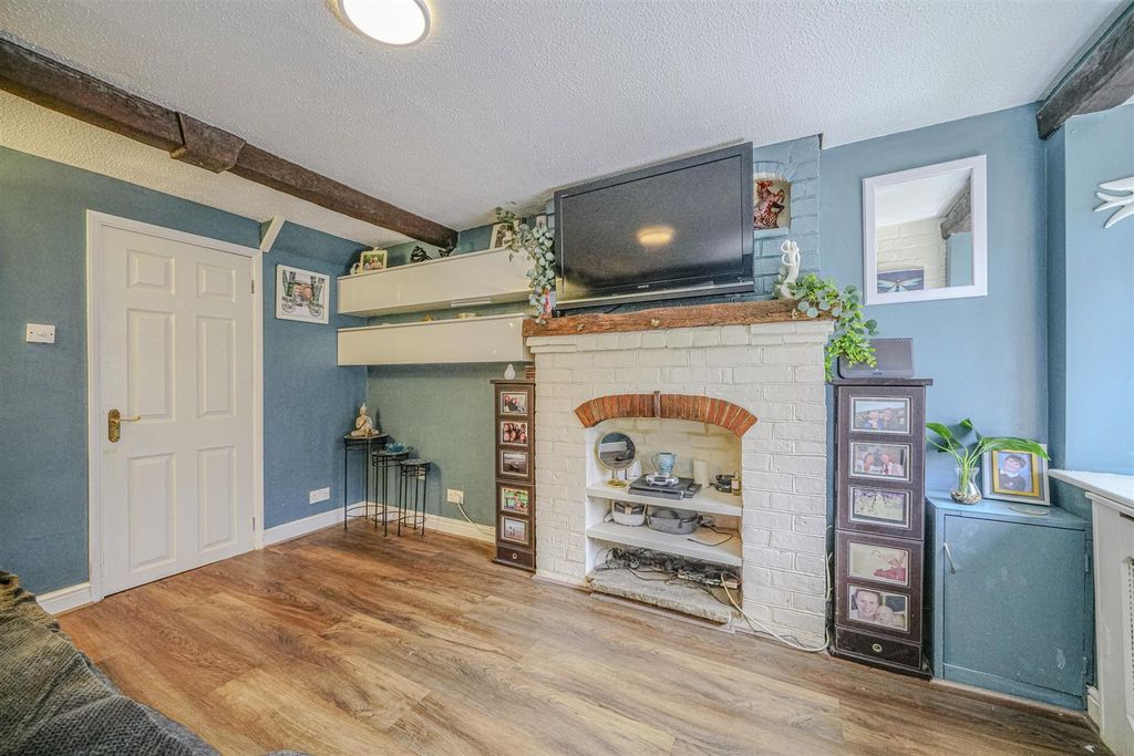 Property photo 3 of 14 10-Summerleys-1004.Jpg