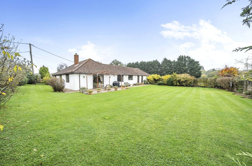 Property photo 2 of 21 Picture No. 13