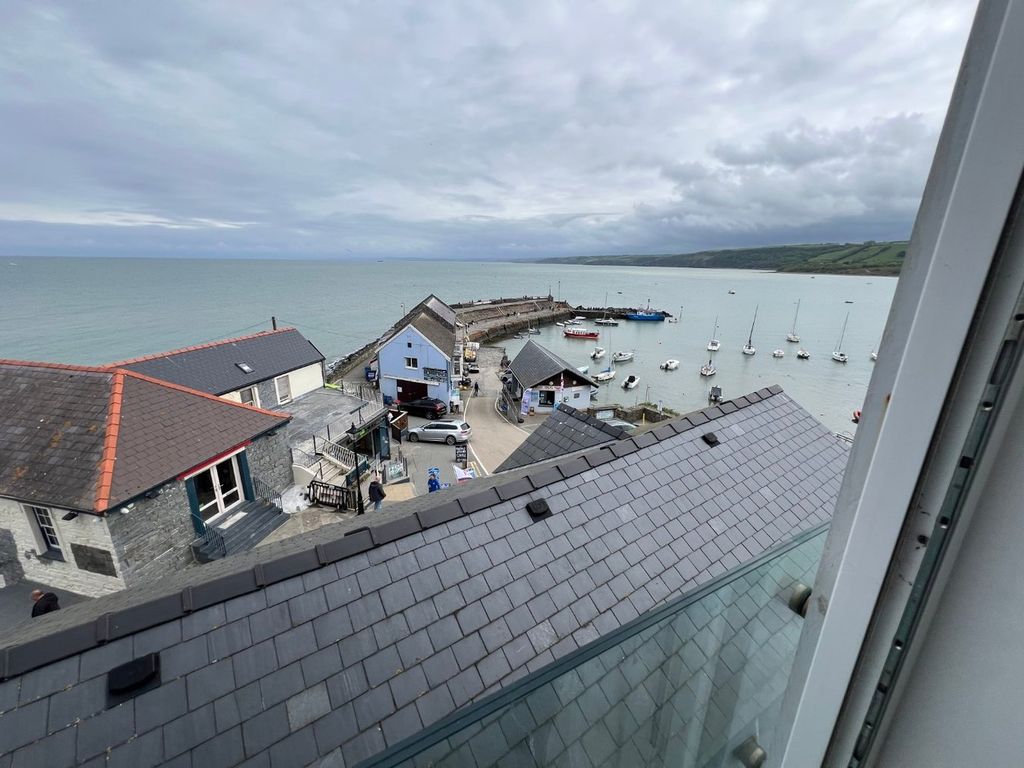 Property photo 3 of 25