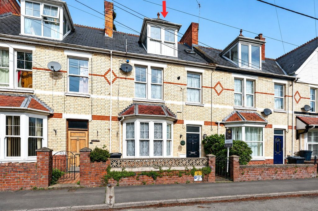 Property photo 2 of 29 Picture No. 35