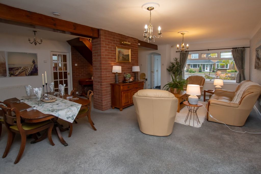 Additional image 4 of 4 bed detached house for saleWoodrow Park, Grimsby DN33