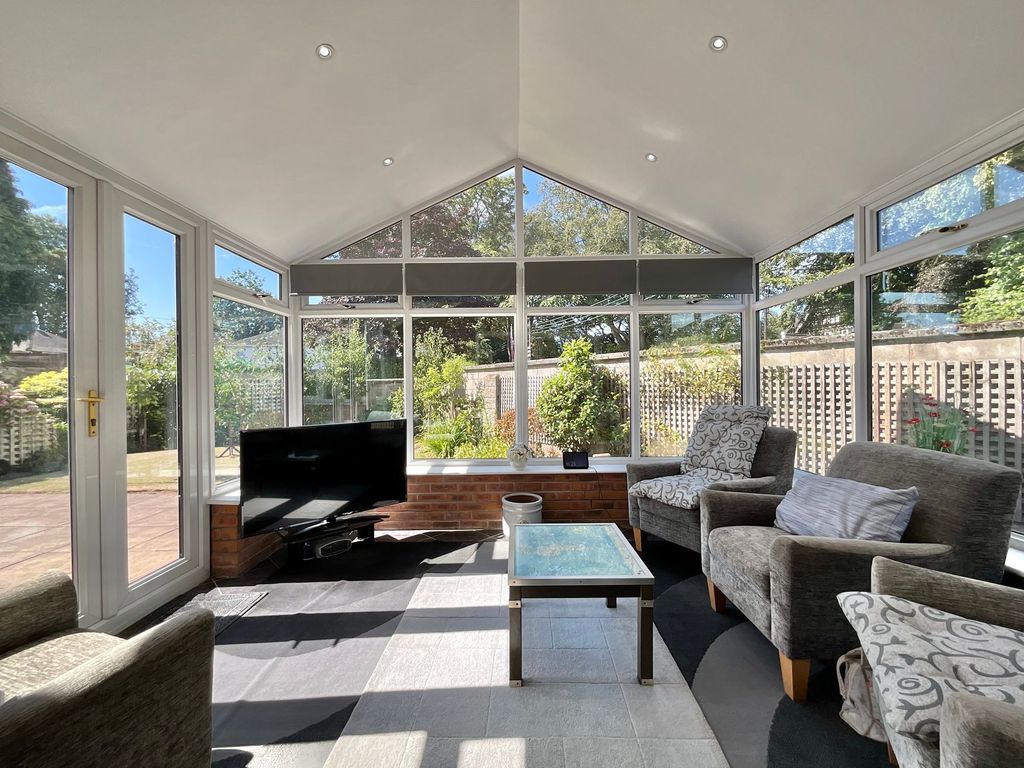 Property photo 2 of 45
