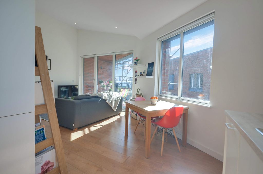 Property photo 3 of 16 Open Plan Living Area (3).Jpg