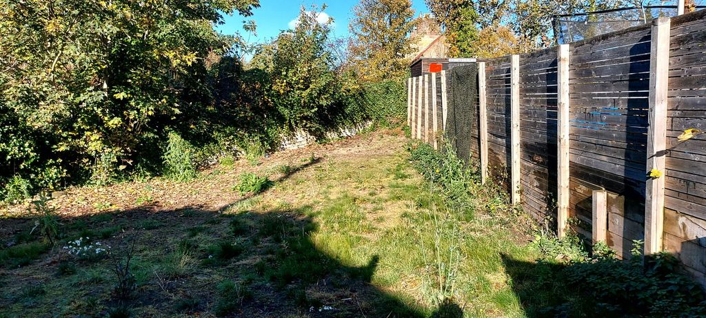 Property photo 3 of 6