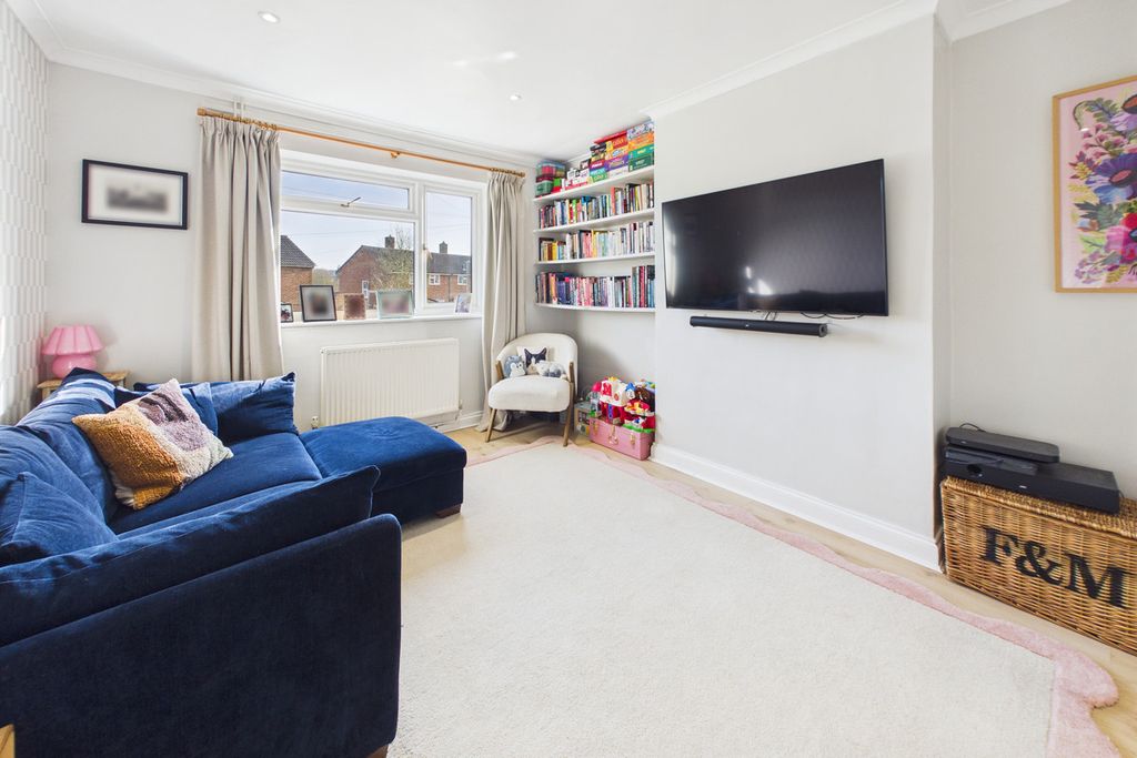 Property photo 2 of 14