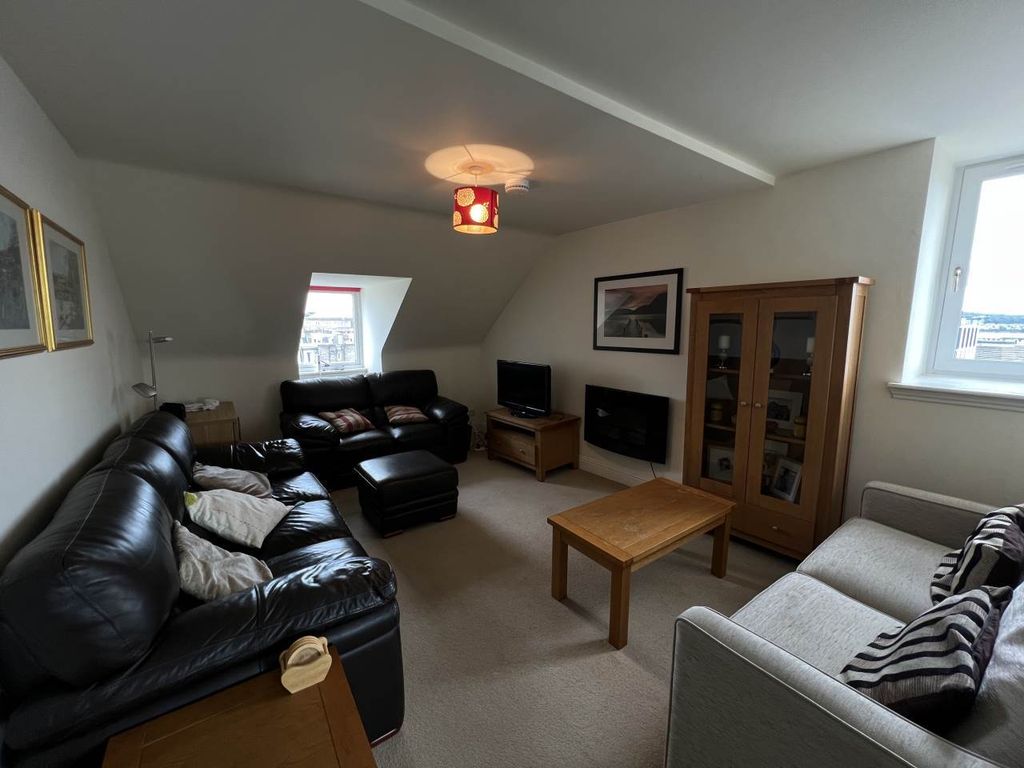 Property photo 1 of 7 Img_0739