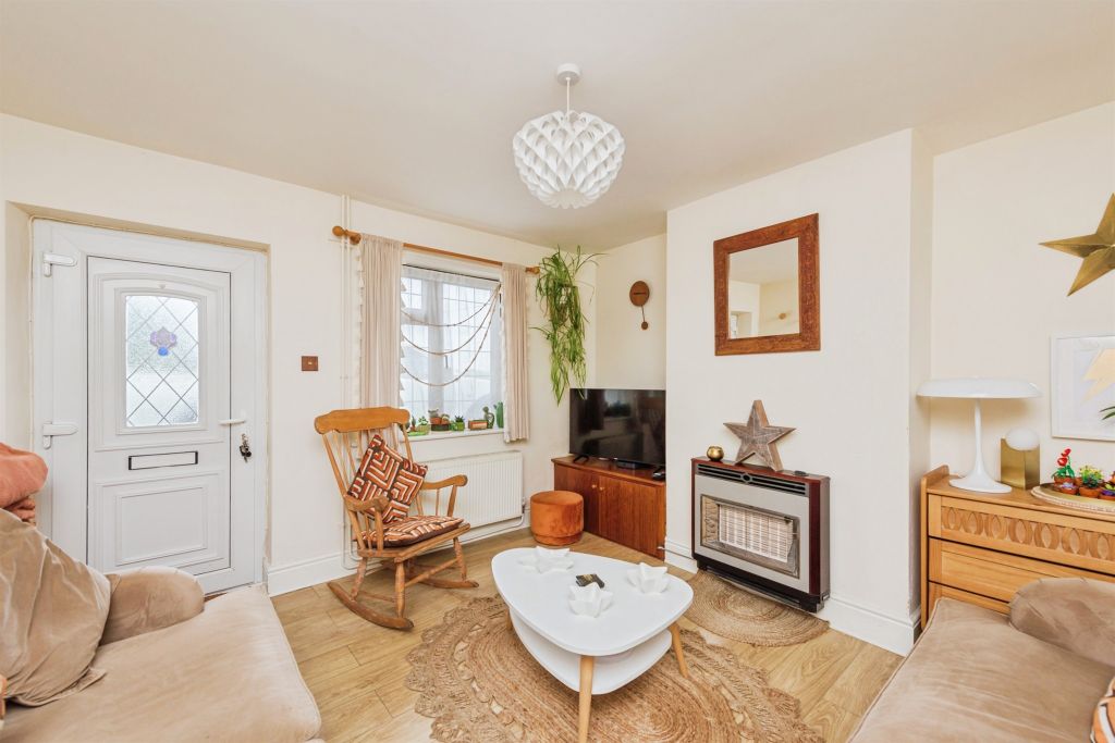 Property photo 2 of 17