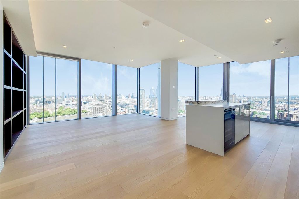 Property photo 3 of 13 6_Kitchen-Reception-1.Jpg