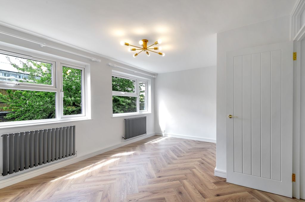 Property photo 2 of 6 875119  (2)