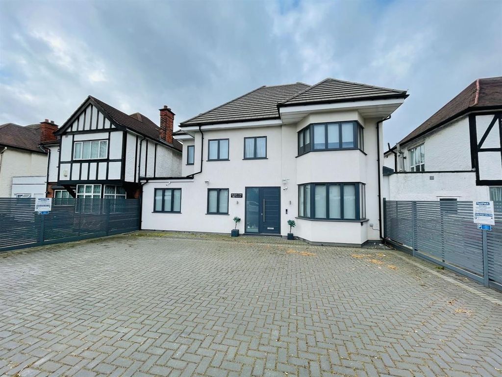 Property photo 1 of 9
