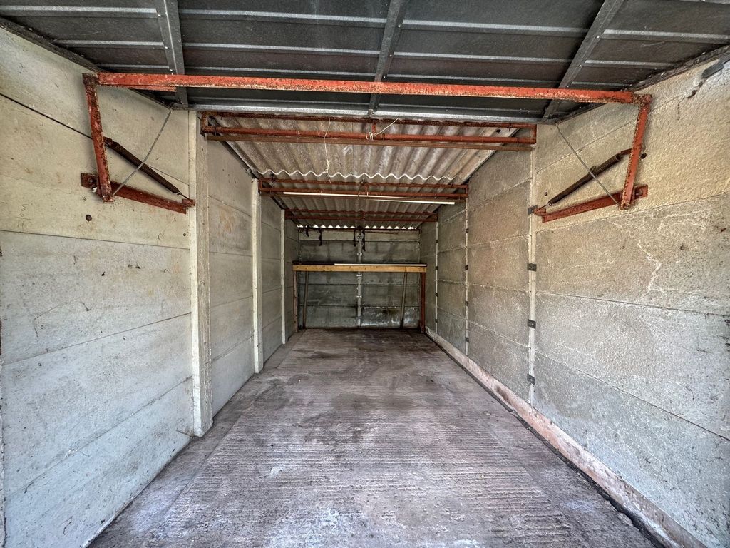 Property photo 2 of 2