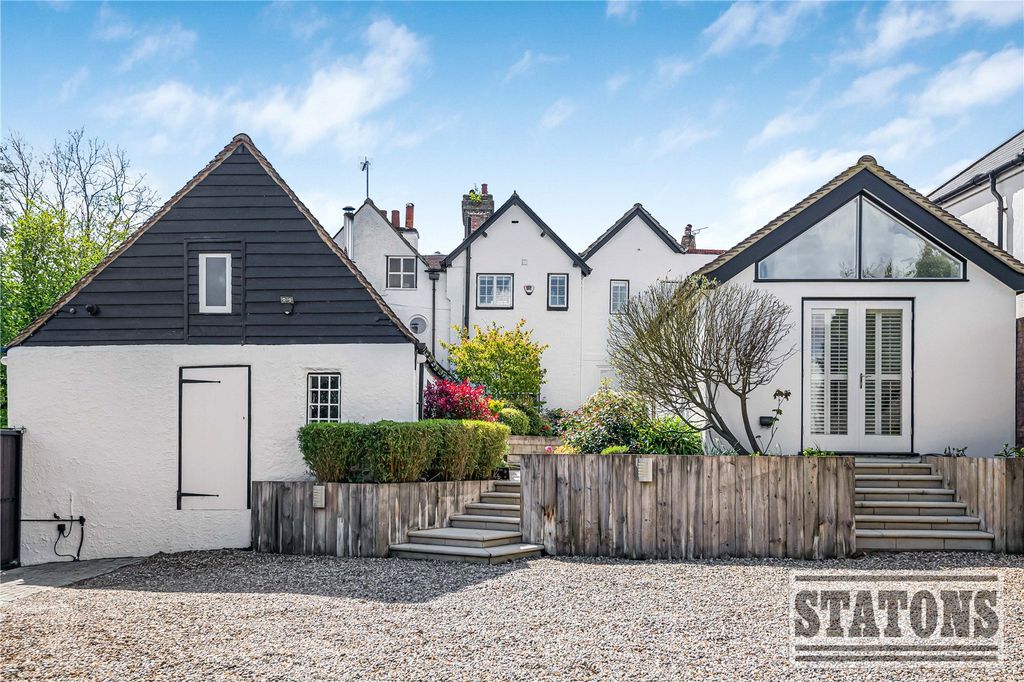 Property photo 1 of 39 Picture No. 05