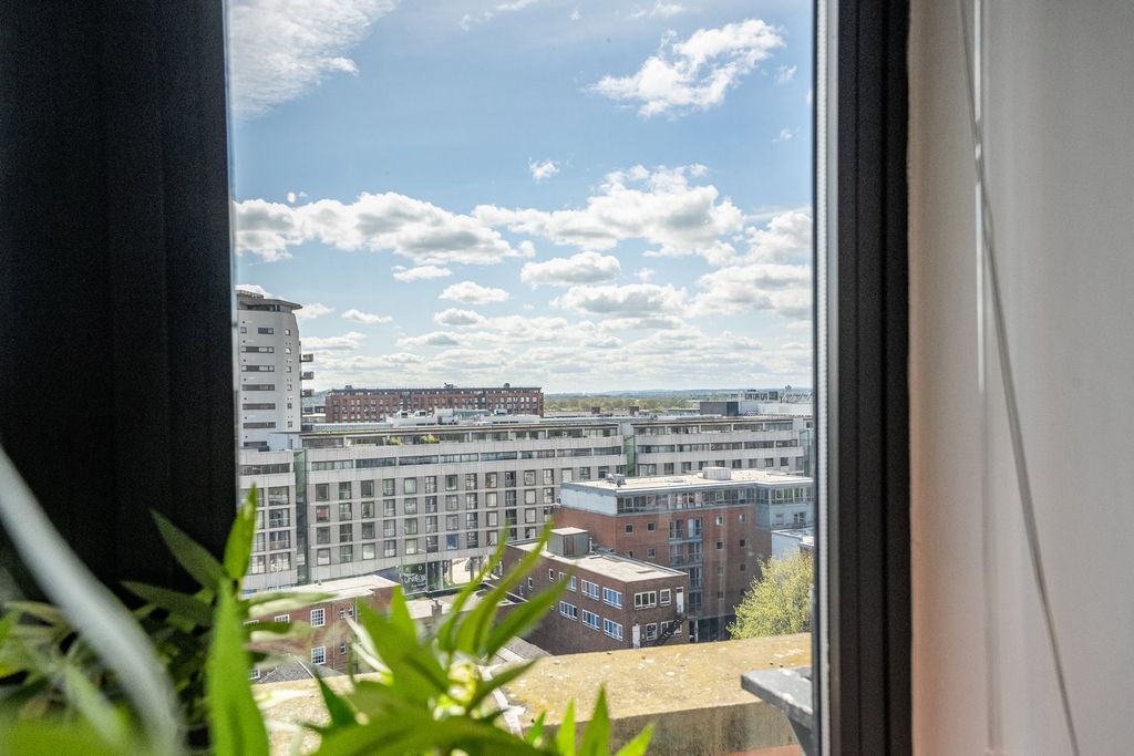 Additional image 17 of 3 bed penthouse for salePenthouse, Kings Court NG1