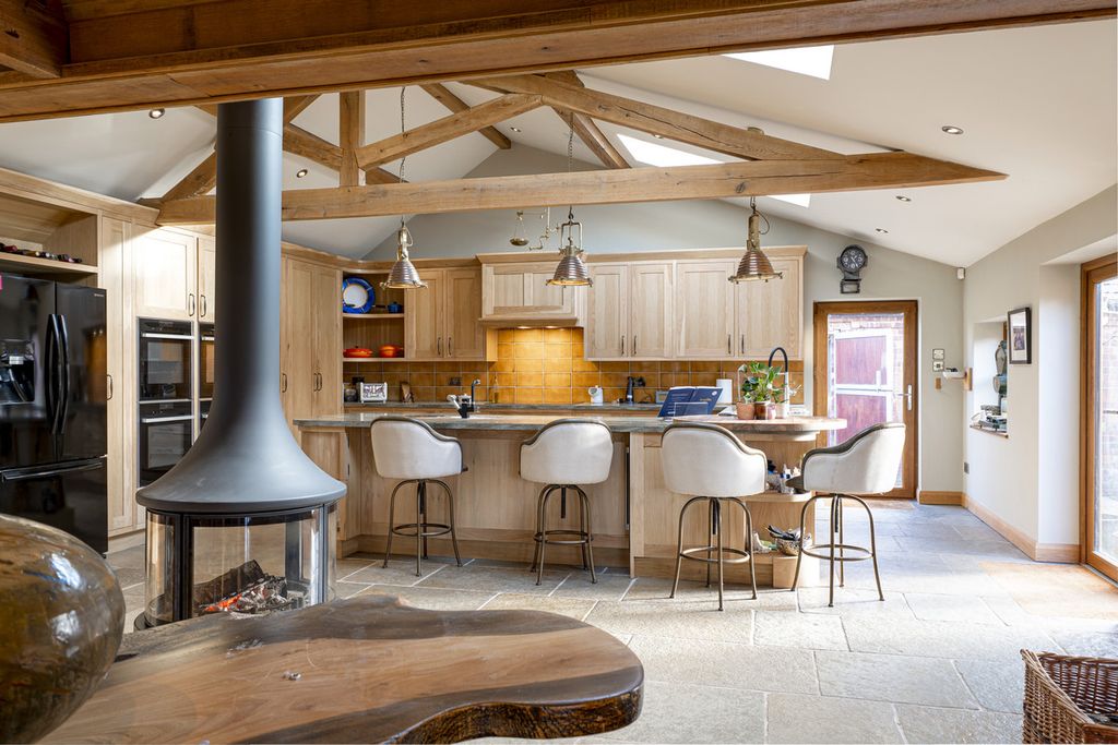 Additional image 4 of 6 bed property for saleAbnalls Farm, Cross In Hand Lane, Lichfield WS13