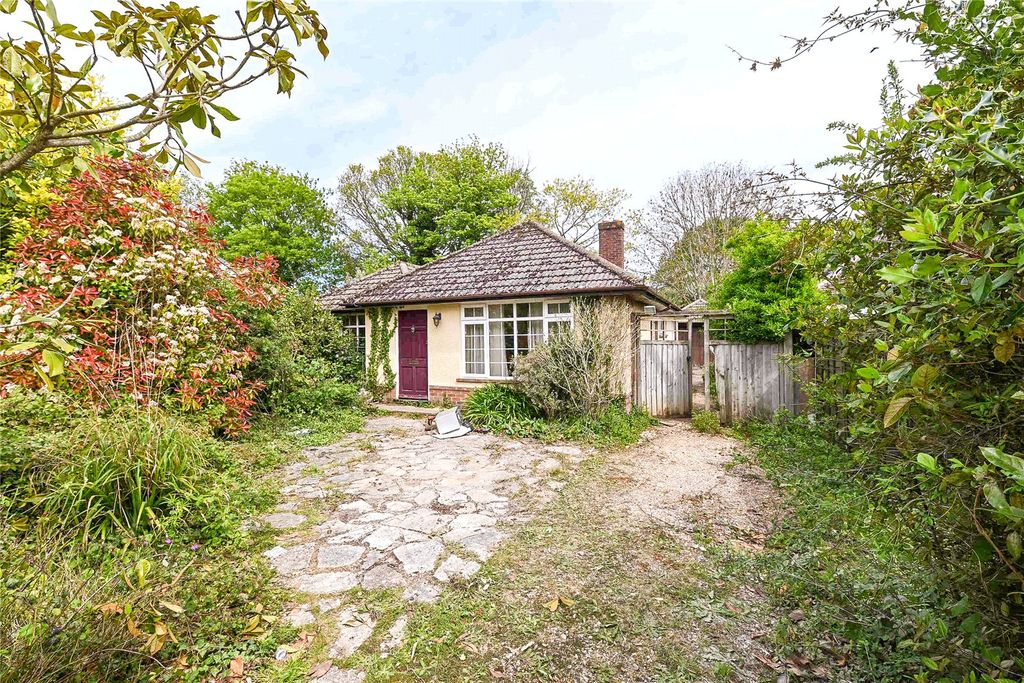 Property photo 1 of 17 Picture No. 02