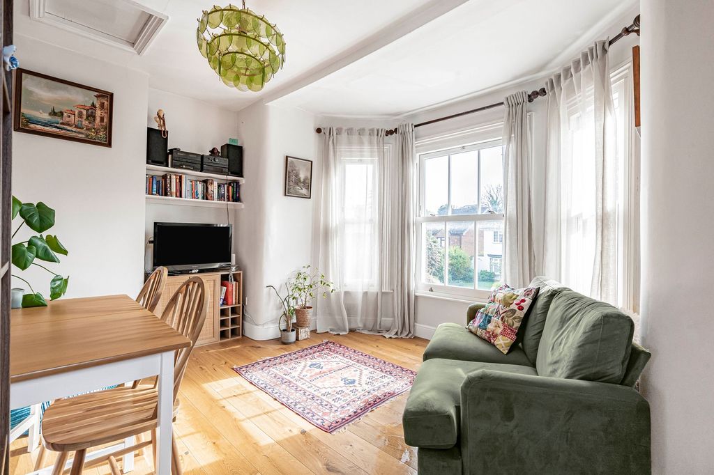 Property photo 2 of 9