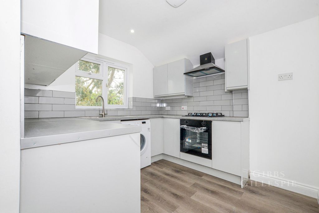 Property photo 1 of 15 Pbox-Img.Jpg