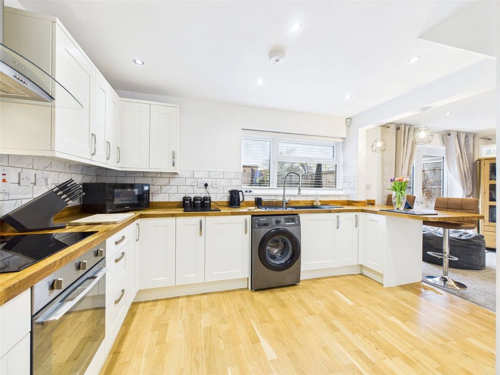 Property photo 2 of 16 Picture No. 06