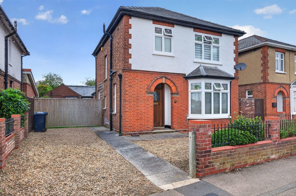 Property photo 2 of 57