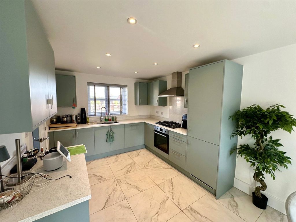 Property photo 3 of 10 Picture No. 03