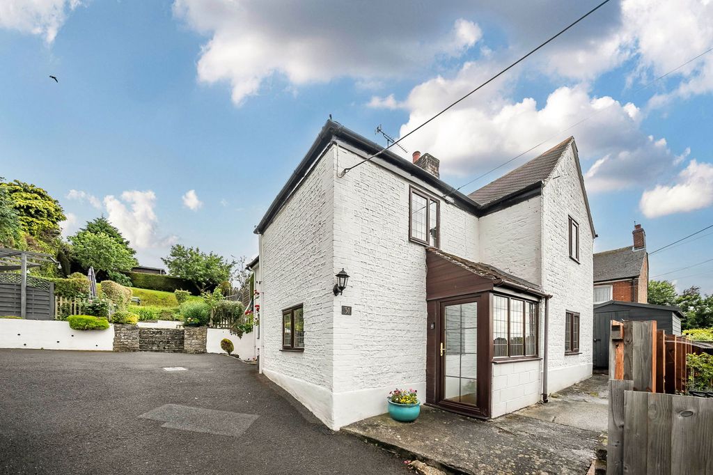 Property photo 2 of 22