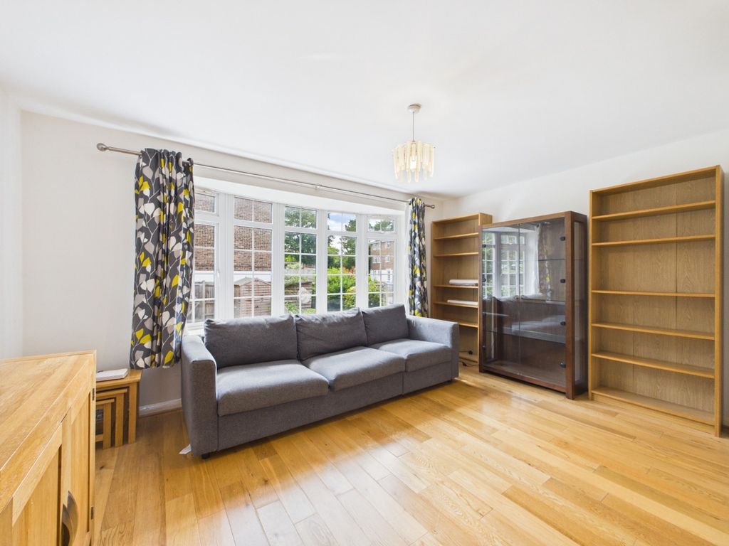Property photo 3 of 13 5254462