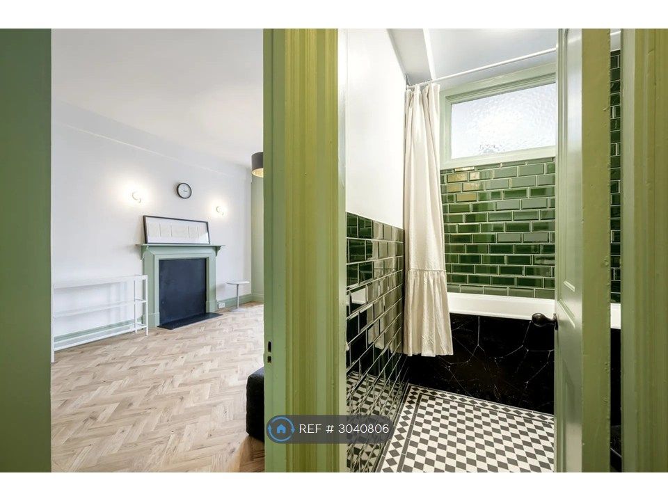 Property photo 1 of 25