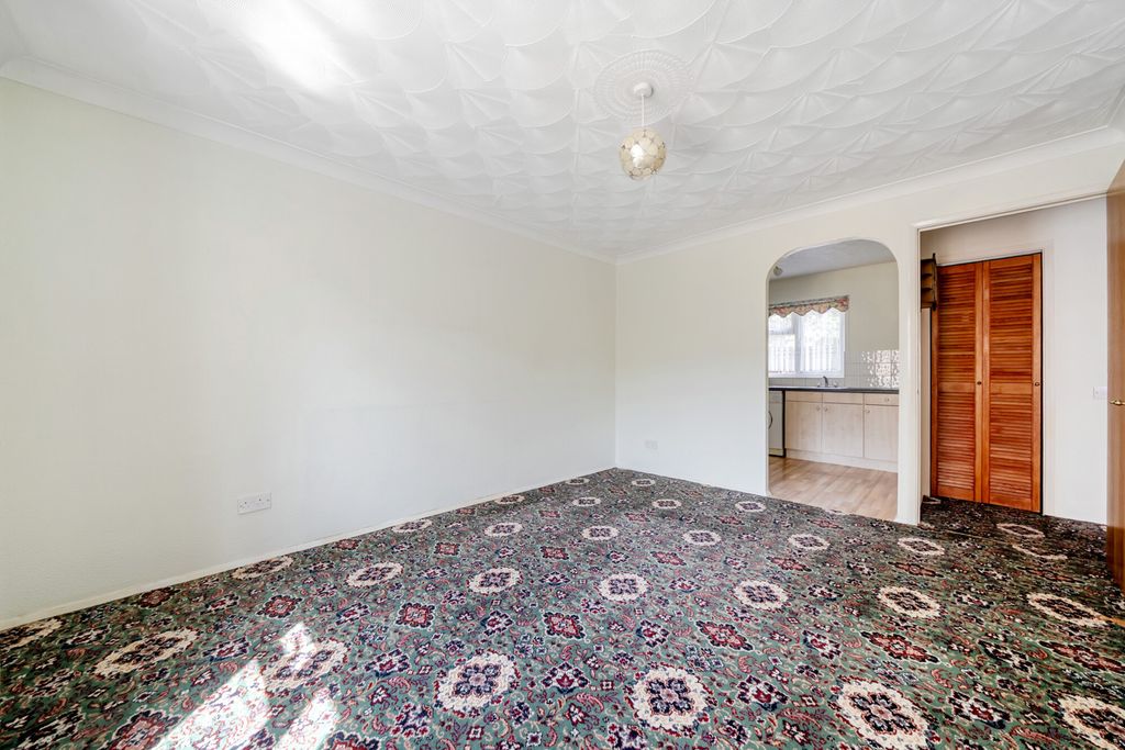 Property photo 3 of 12 1500934-2-6A706d2...