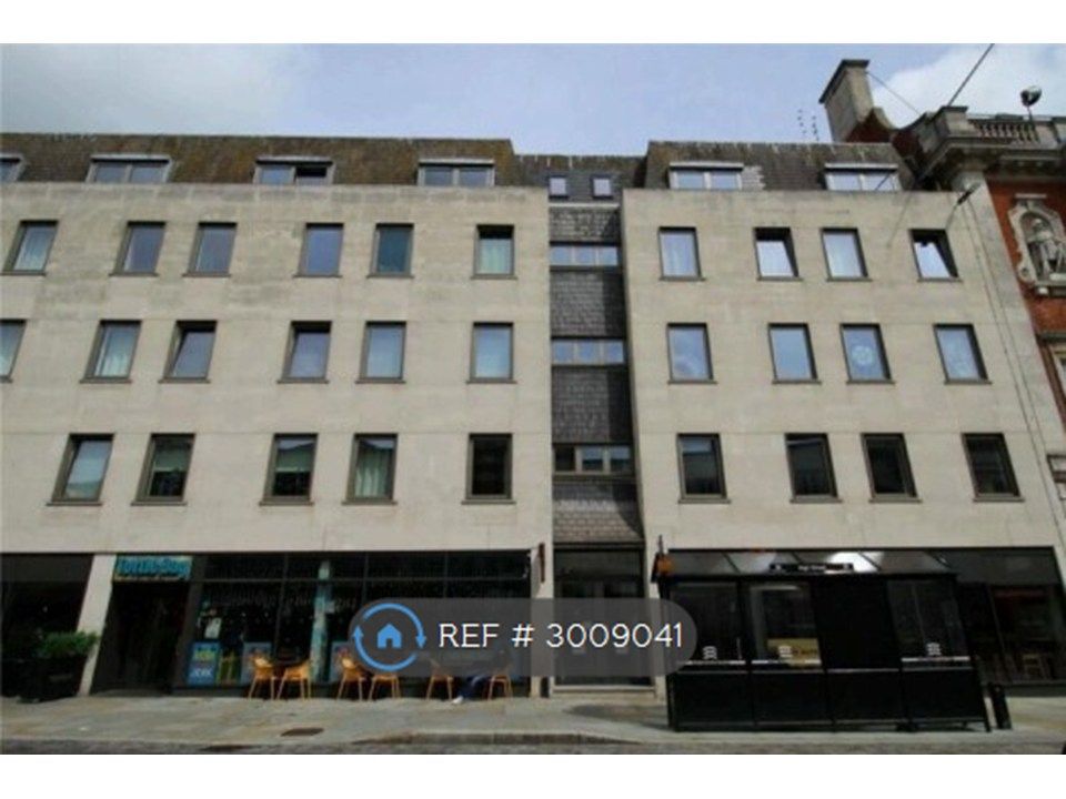Property photo 1 of 22 Main Building - High Street