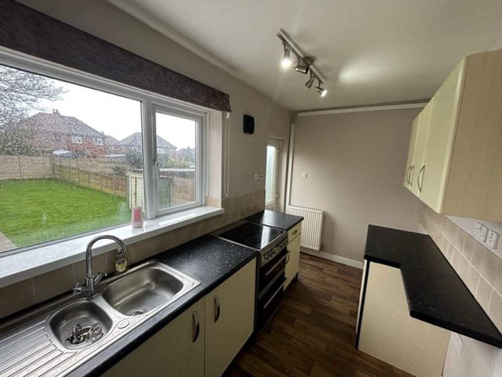 Property photo 2 of 15 Photo 27