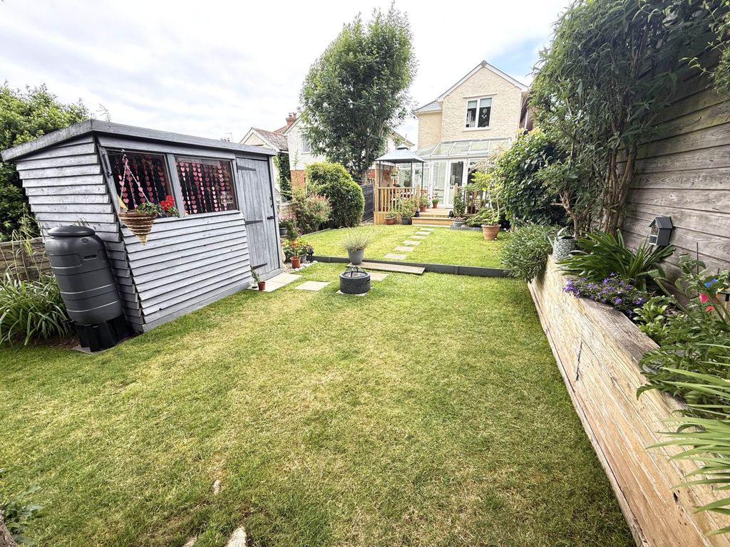 Property photo 3 of 15