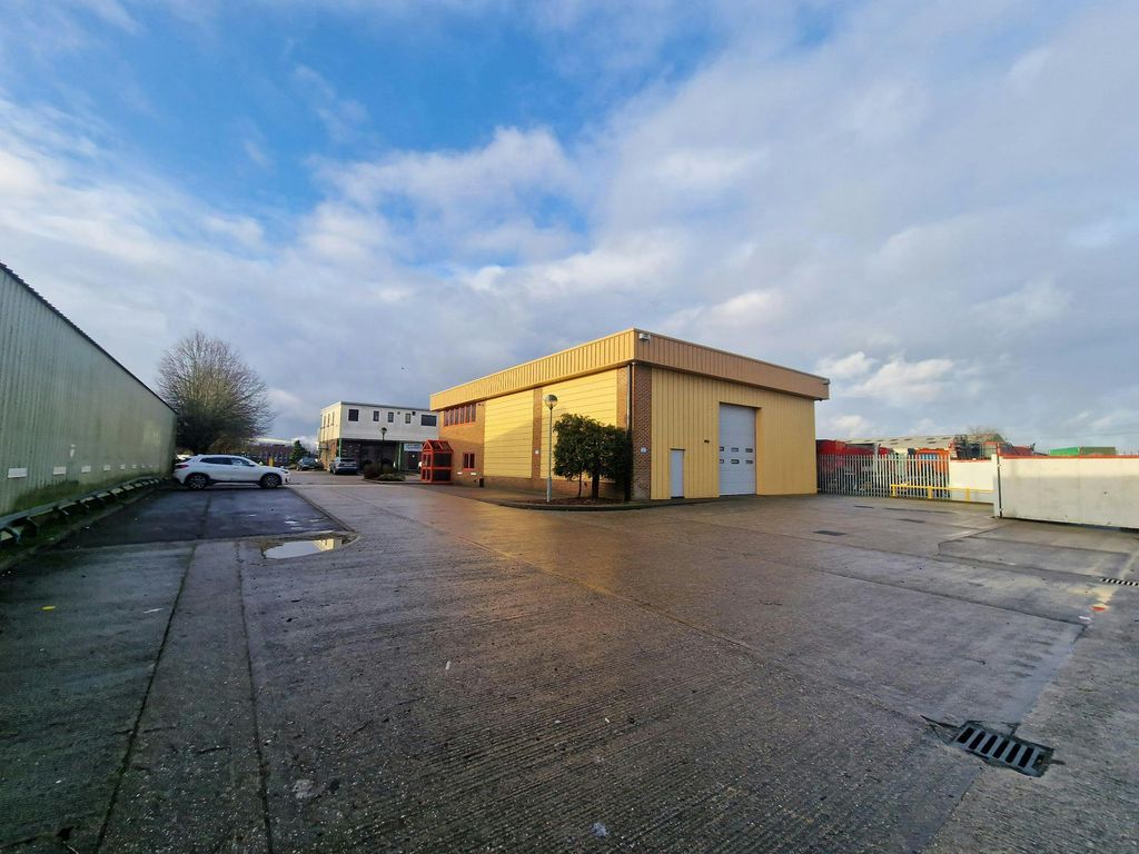 Property photo 2 of 8 20260130_085037.Jpg