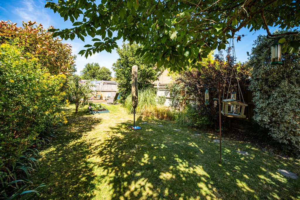 Property photo 3 of 26