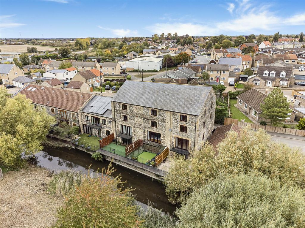 Property photo 1 of 37 5_65052.Jpg