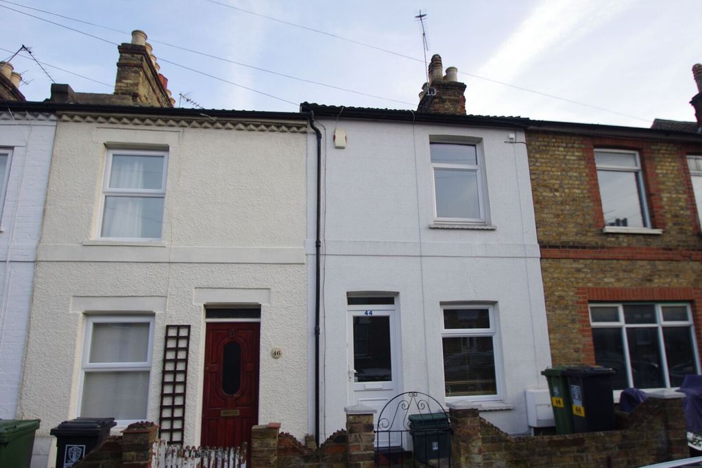 Property photo 3 of 11