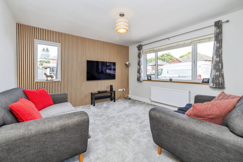 Property photo 3 of 24 Sitting Room