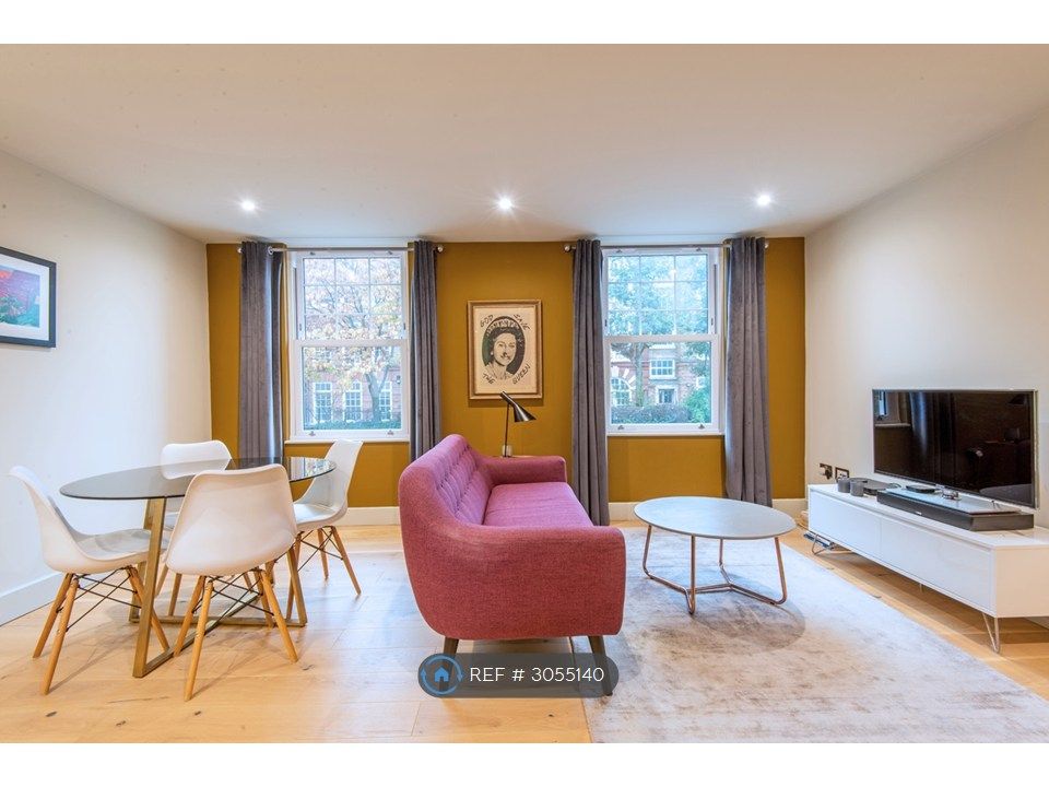 Property photo 1 of 8 Living Room