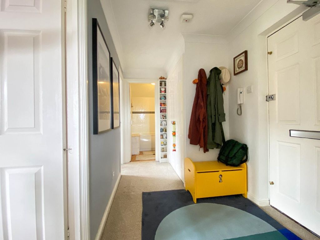 Property photo 3 of 10 Image00007.Jpg