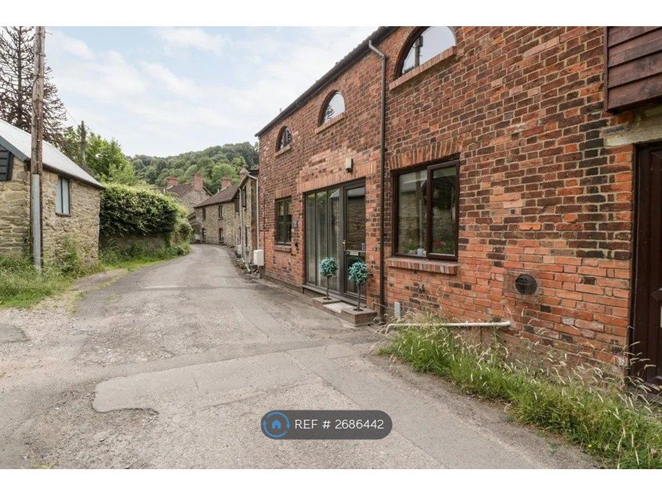 Property photo 1 of 26