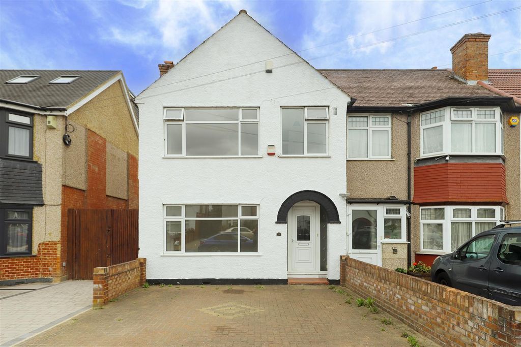 Property photo 1 of 16 Front